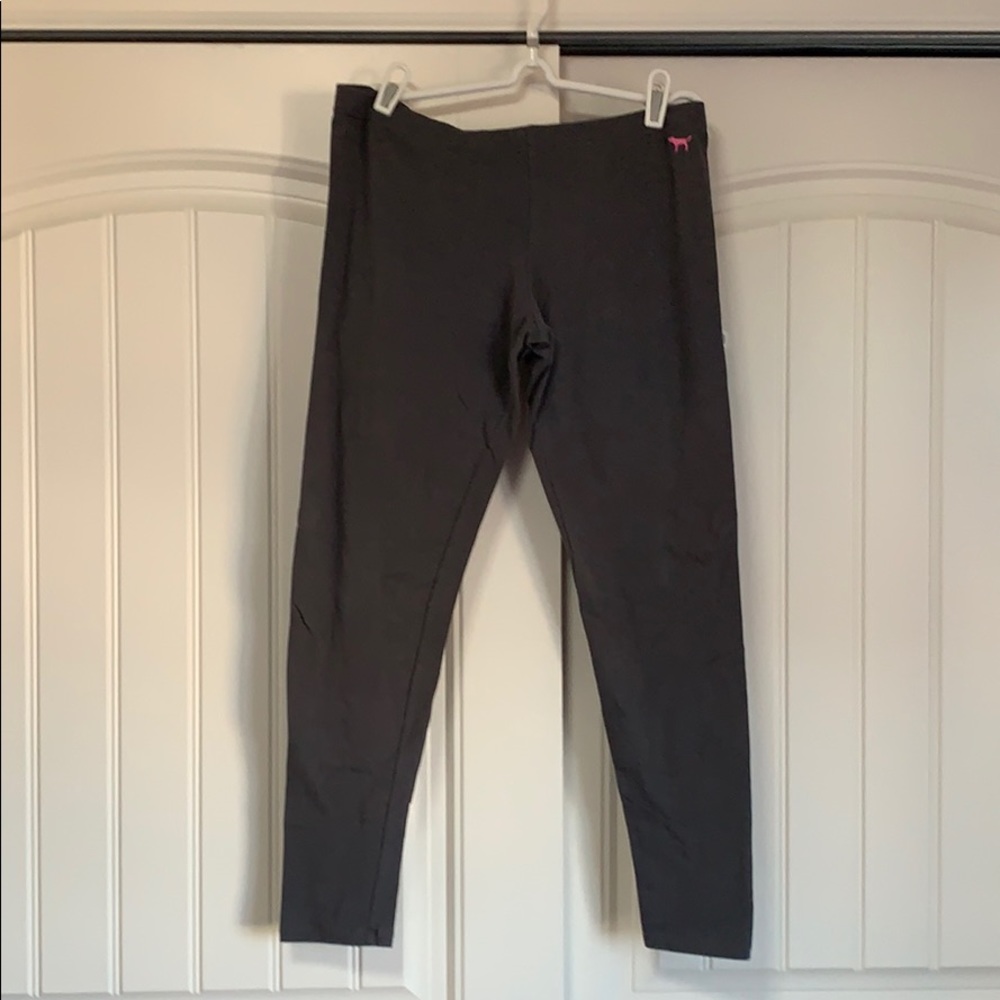Victoria Secret Pink leggings in grey. Large